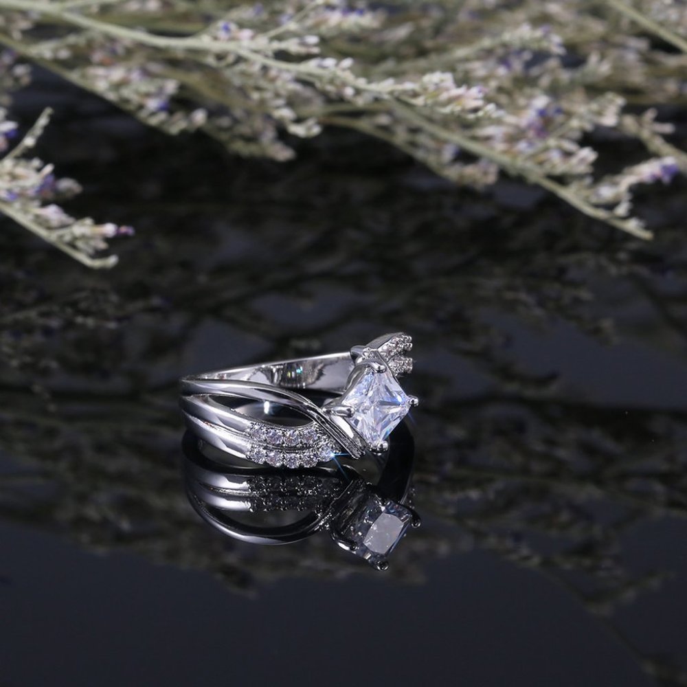 NEW 925 Silver Princess Cut Diamond Wave Ring - Picture 6 of 8